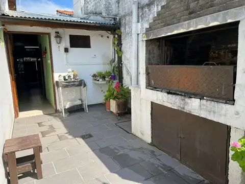 Depto Tipo Casa en Venta con 1 cocheras
