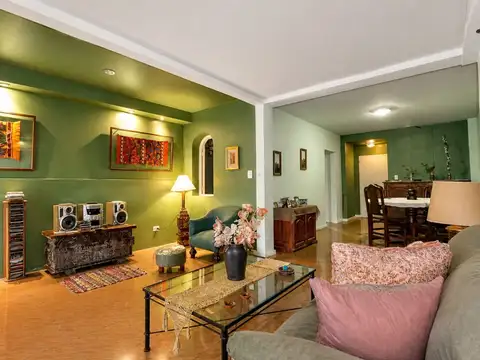 Departamento tipo casa 3 ambientes recoleta