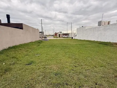Lote en Brisas de Manantiales