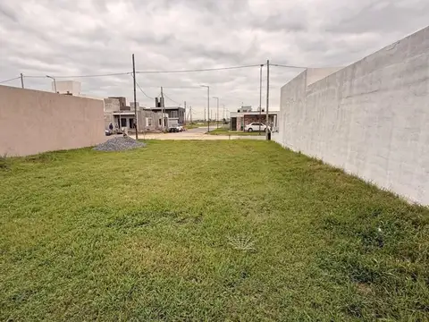 Lote en Brisas de Manantiales