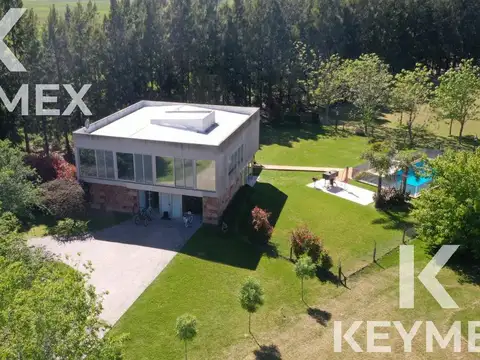 VENTA CASA DE 4 DORMITORIOS  HARAS DEL SUR II