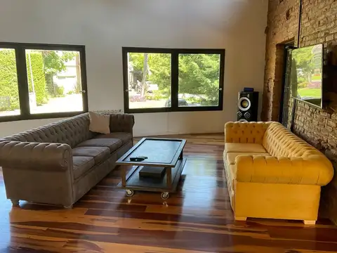 Camino General Belgrano 8700