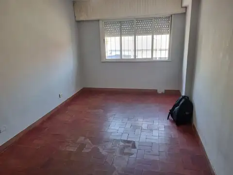 Local en Venta en Merlo, USD 200.000