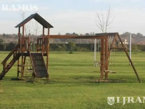 Terreno en Venta de 853,0 m2