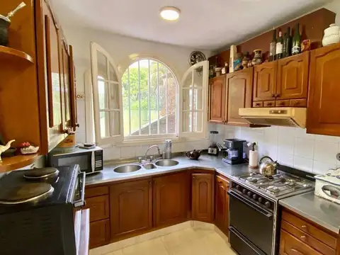 Casa en Venta con 1 cochera