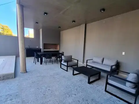 Departamento en Alquiler en Barrio Matheu, $ 700.000