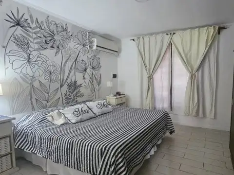 Casa 5 ambientes con 1 baño