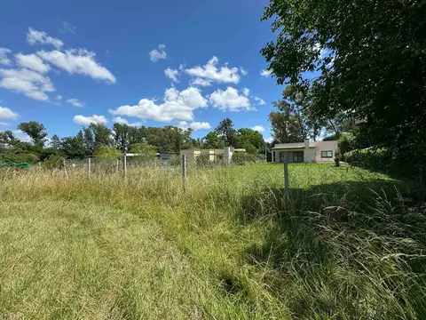 Terreno en Venta en Parque Exaltacion, USD 39.000