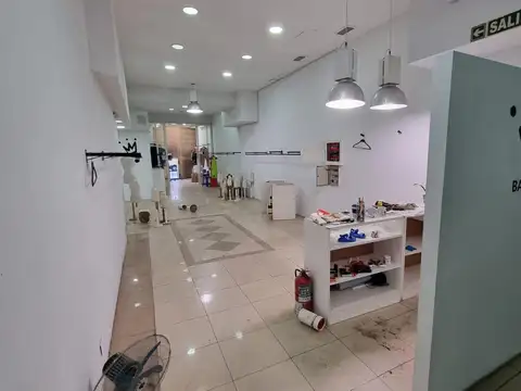 Local en venta Av. Corrientes 2600