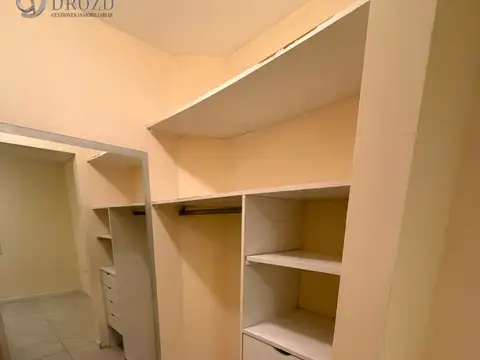 Departamento en Alquiler con 1 cocheras