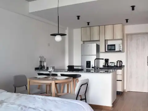 Caseros al 700 Departamento AMOBLADO en Alquiler en San Telmo