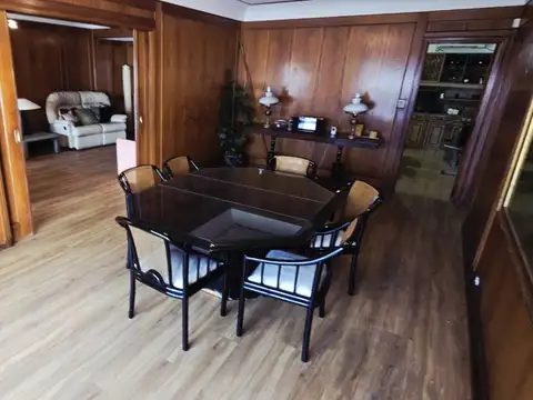 Departamento 5 ambientes con 4 baños