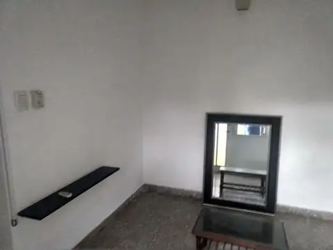 Depto Tipo Casa en Alquiler de 2 ambientes