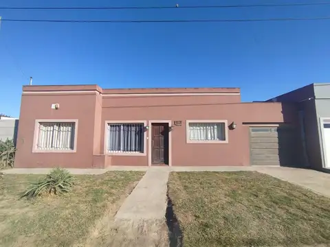 Venta Casa Calle 87 y 32-Gran ubicación-Necochea