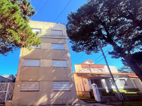 San Juan 1500, Piso 2°