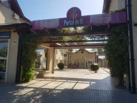 Local en Alquiler en Ibarlucea, $ 450.000