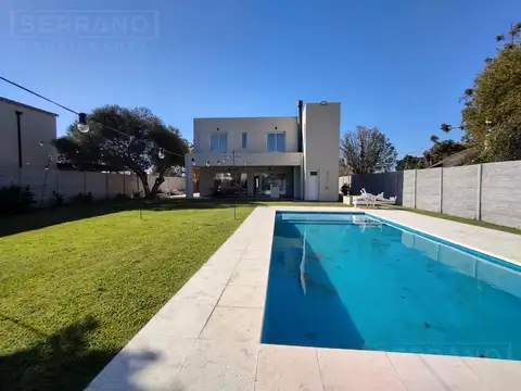 Casa Monoambiente con 2 baños
