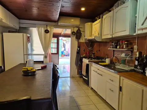 CASA 2 CUARTOS CON PATIO