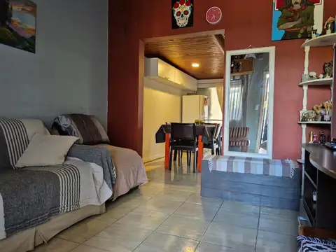 CASA 2 CUARTOS CON PATIO