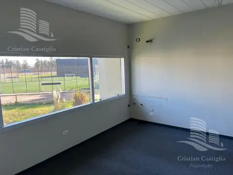 Oficina en Riviera Park