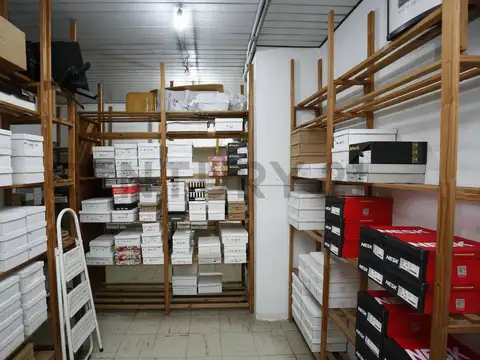 48 entre 7 y 8 , Piso 0