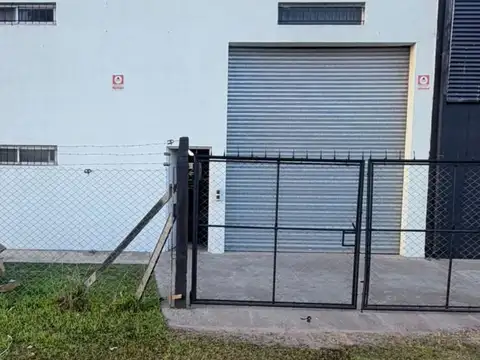 Local  en Alquiler en Luján, G.B.A. Zona Oeste, Argentina