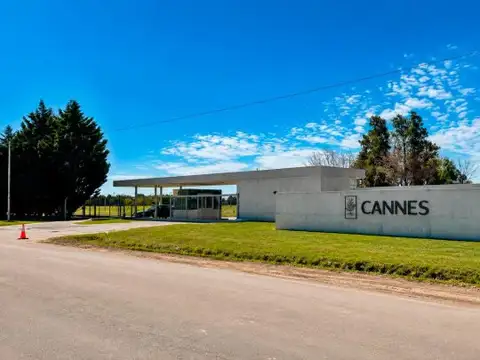 Terreno en Venta en Funes - Cannes Barrio Cerrado.