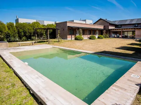 Casa en Puerto Roldan