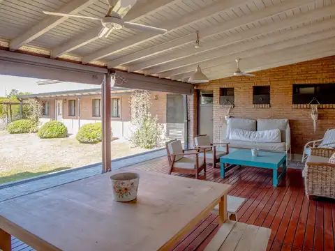 Casa en Alquiler de 3 dormitorios