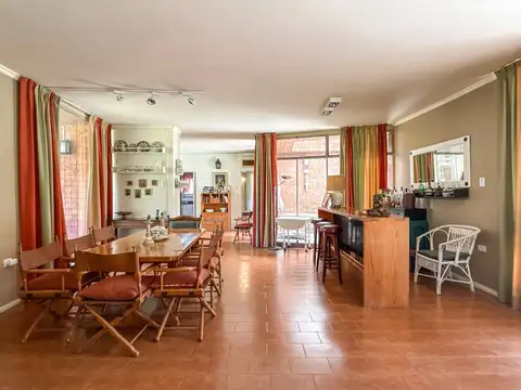 Casa en Venta en Villa de Mayo, USD 900.000