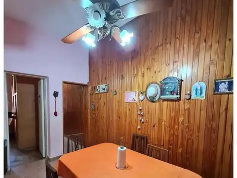 Casa en venta - Moron