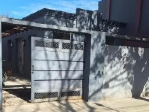 Casa en venta - 1 Dormitorio 1 Baño - Pergamino