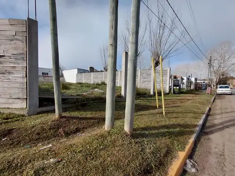 Terreno en Venta 30  mts Fondo