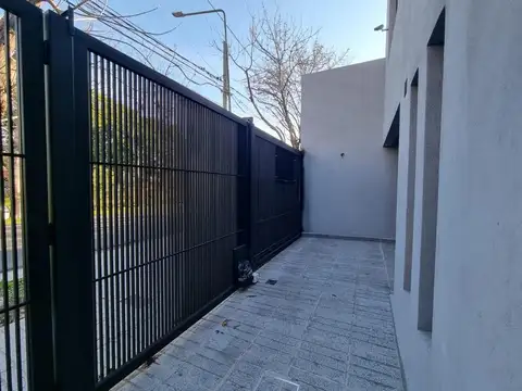 Depto Tipo Casa en Venta de 3 dormitorios