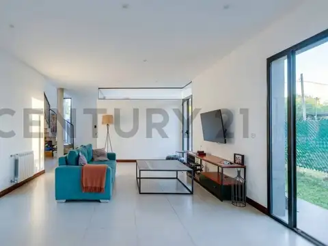 Casa en Alquiler en Joaquin Gorina, $ 2.200.000