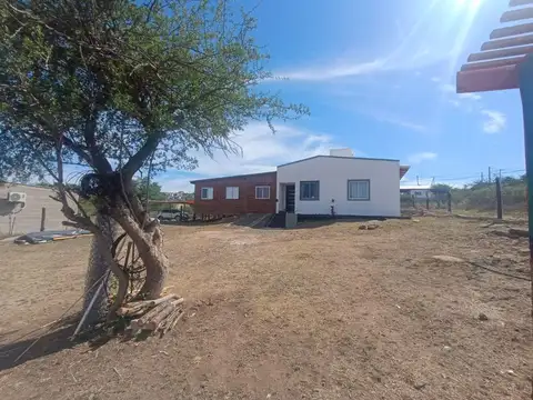 Casa 2 D + Cabaña a terminar - Mirador del Lago