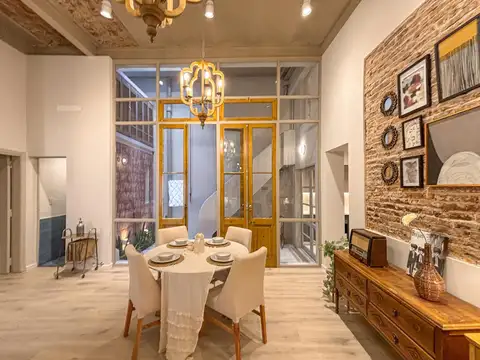 Casa 5 ambientes con 2 baños