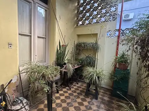 Araujo 1600, Piso PB