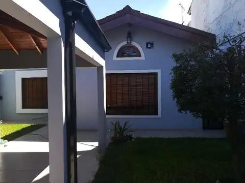 Casa  en Venta ubicado en Quilmes Oeste, Quilmes, G.B.A. Zona Sur - SVN0654_LP584442_1