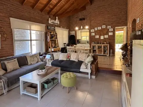 Casa en Venta en Country Club Banco Provincia, USD 235.000