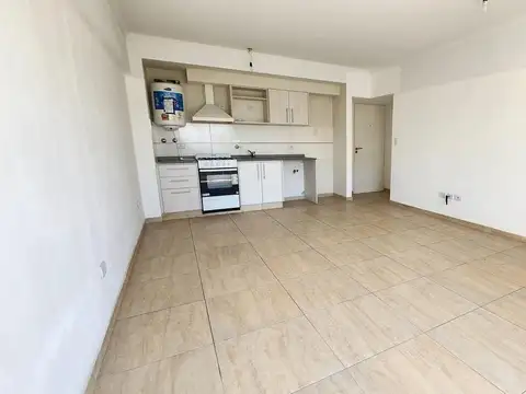 Impecable monoambiente con cochera en Caseros