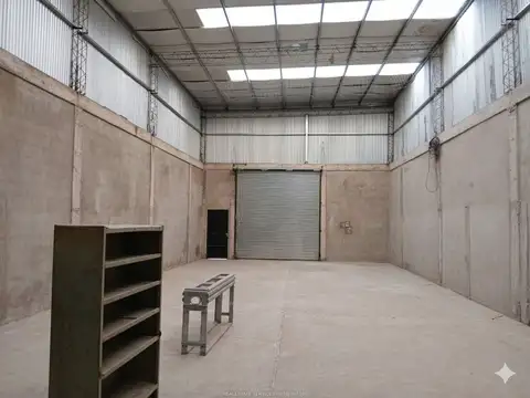 ALQUILER GALPON 150M2 HURLINGHAM