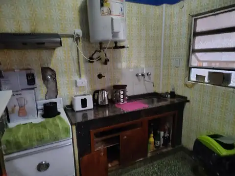 Depto Tipo Casa 7 ambientes con 2 baños