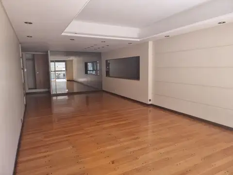 Departamento en Venta de 5 ambientes