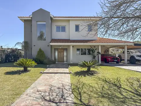 Venta Casa pileta climatizada,Financiacion.Eucaliptus, Haras de Santa Maria. Escobar Zona Norte GBA