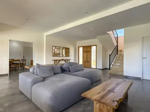 Casa en Venta en Haras Santa Maria - Los Eucaliptus, USD 275.000