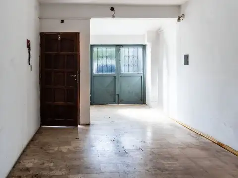 Casa 2 ambientes con 1 baño