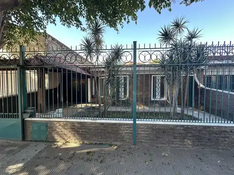 CASA VENTA 3 DORMT. MOSSOTTI 4317 (BV. OROÑO 4300)