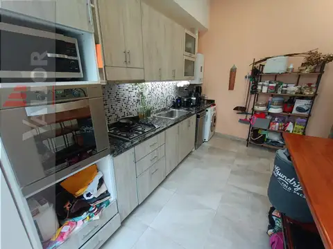 PH  - Tipo Casa 4 amb en Parque Chas - Baño y toilette - Terraza propia