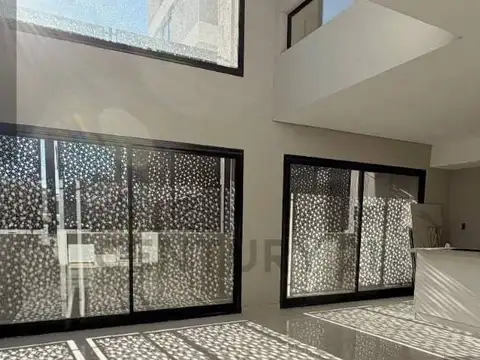 VENTA DEPARTAMENTO 3 AMBIENTES TIPO DUPLEX  A ESTRENAR EXCLUSIVO CONDOMINIO CACTUS LUXURY- CANNING